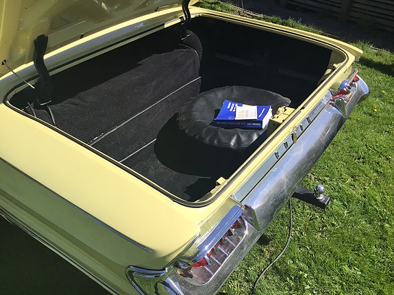 Buick Electra 225 3 of 6