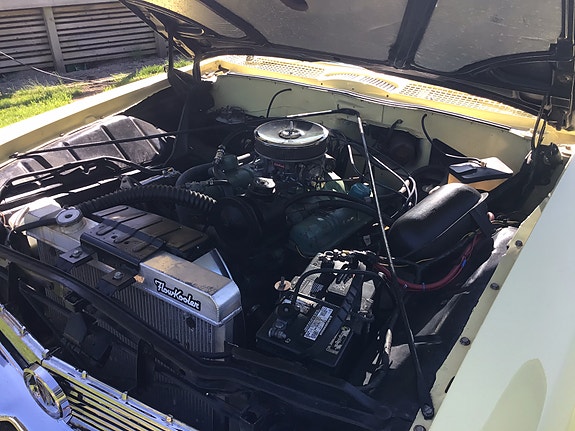 Buick Electra 225 4 of 6