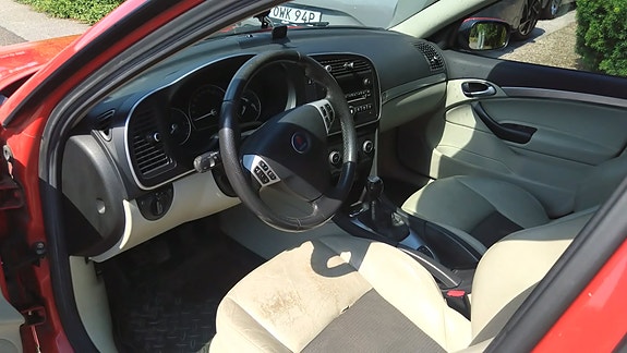 Saab 9-3 4 of 5