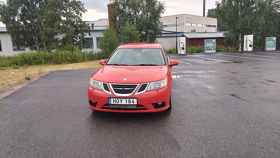 Saab 9-3 2 of 5