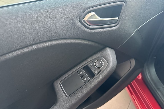Renault Clio 17 of 24