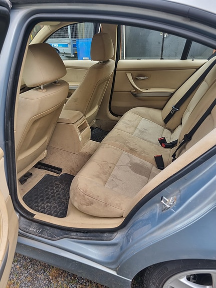 BMW 320d 6 of 8