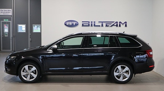 Skoda Octavia 2 of 5