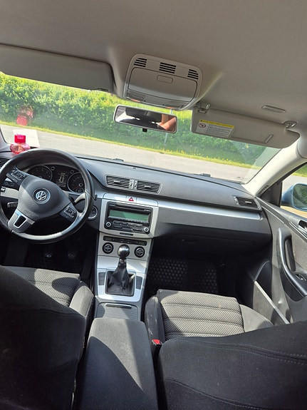 Volkswagen Passat 5 of 5