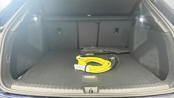 Audi Q4 e-tron 12 of 12