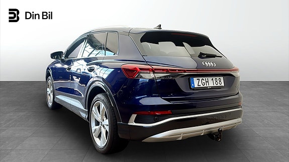 Audi Q4 e-tron 3 of 5