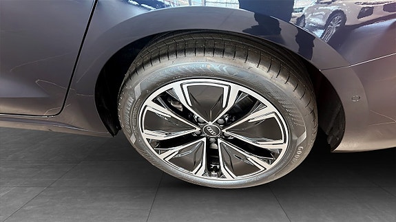 Audi A5 6 of 17