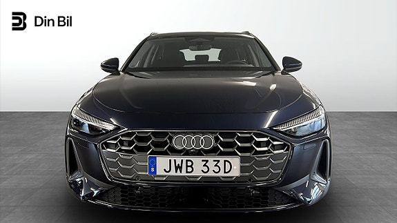 Audi A5 4 of 17