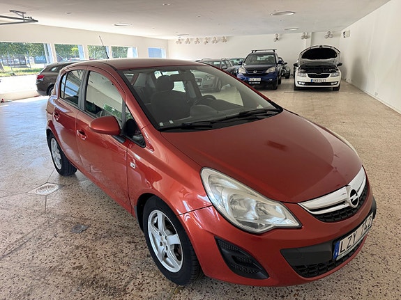 Opel Corsa 2 of 5