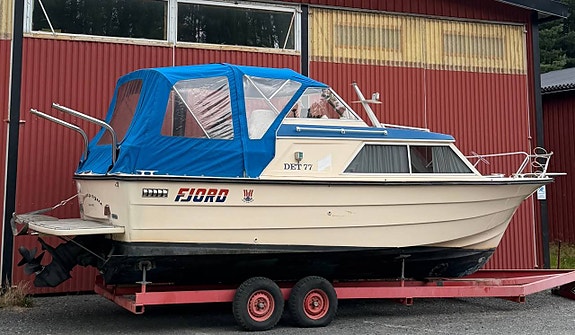 Fjord 26 Volvo Penta 5,7L V8 Fint skick 2 of 5