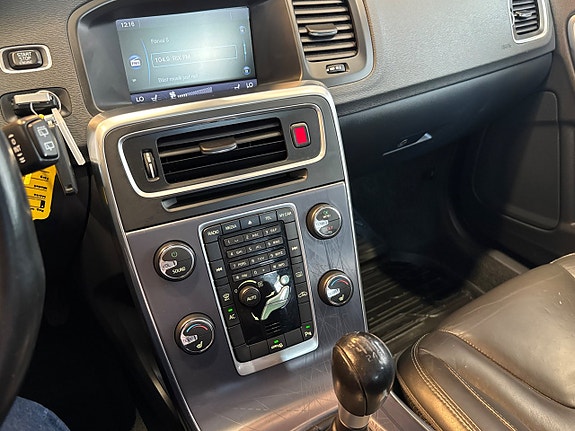 Volvo V60 20 of 28