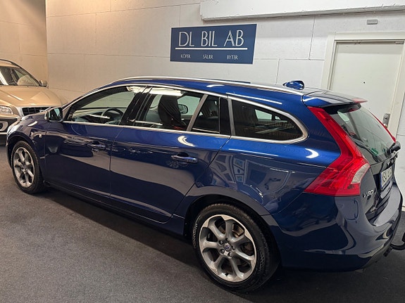 Volvo V60 22 of 28