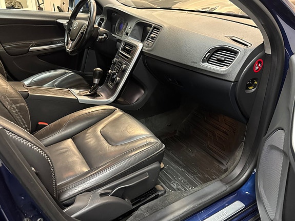 Volvo V60 9 of 28