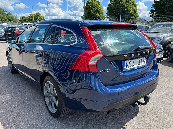 Volvo V60 5 of 28