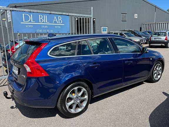 Volvo V60 3 of 28