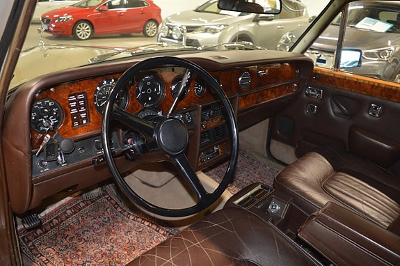 Rolls Royce Silver Wraith II 10 of 15