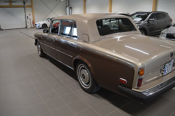 Rolls Royce Silver Wraith II 6 of 15