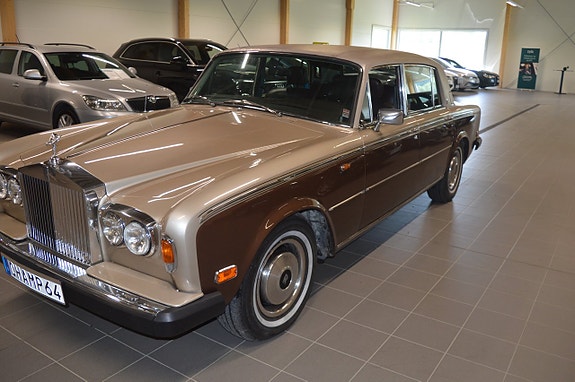 Rolls Royce Silver Wraith II 2 of 5