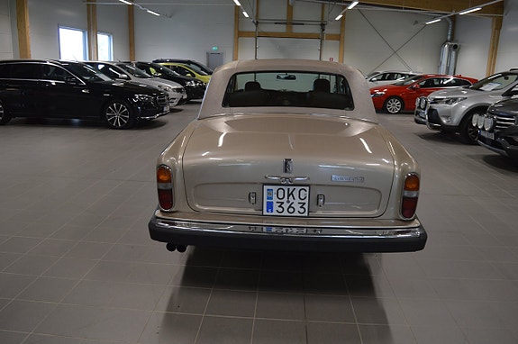 Rolls Royce Silver Wraith II 4 of 5
