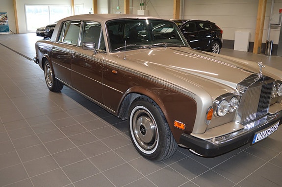 Rolls Royce Silver Wraith II 3 of 5