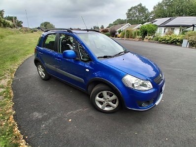 Suzuki SX4 2 of 5