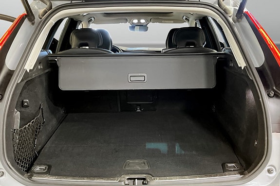 Volvo XC60 9 of 9