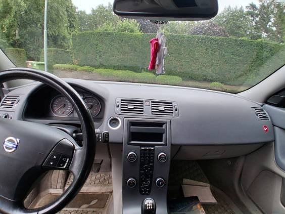 Volvo V50 5 of 6