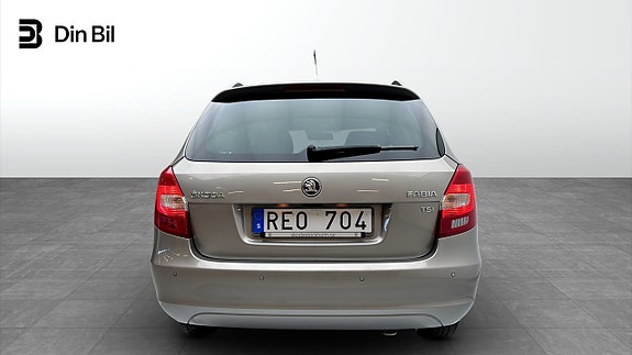 Skoda Fabia 5 of 5