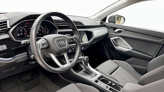 Audi Q3 7 of 14
