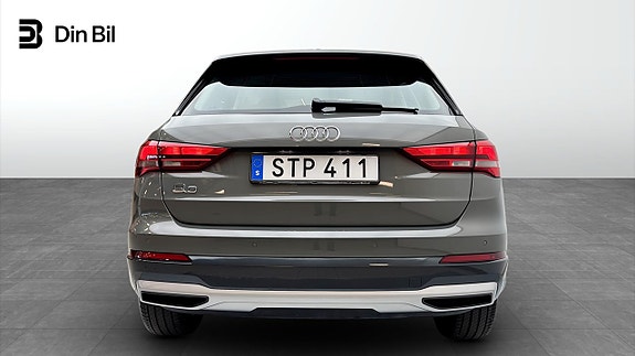 Audi Q3 5 of 5