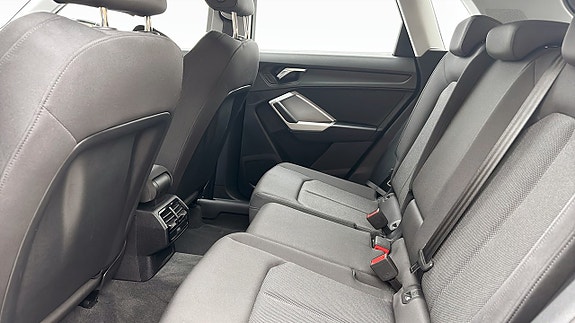 Audi Q3 14 of 14
