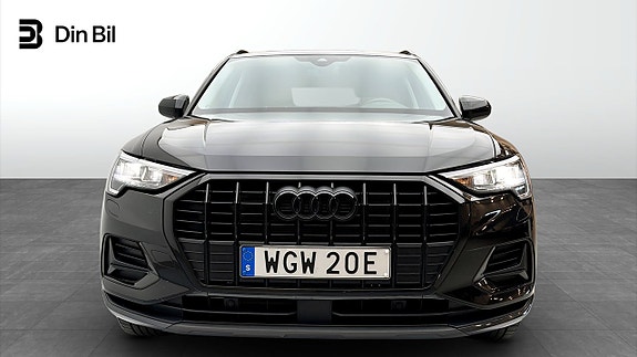 Audi Q3 4 of 5