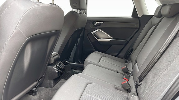 Audi Q3 14 of 14