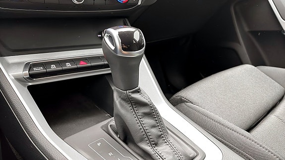Audi Q3 13 of 14