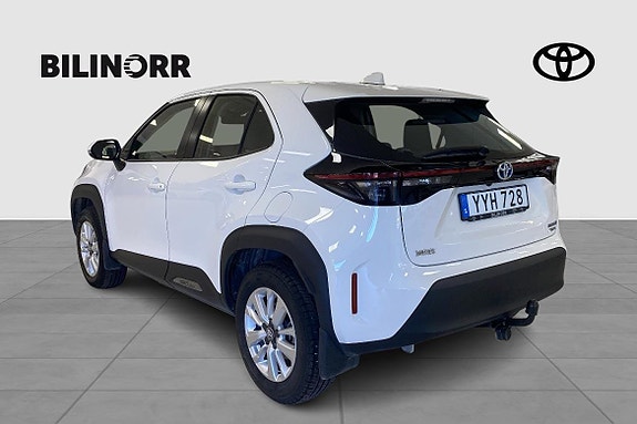 Toyota Yaris Cross 3 of 5