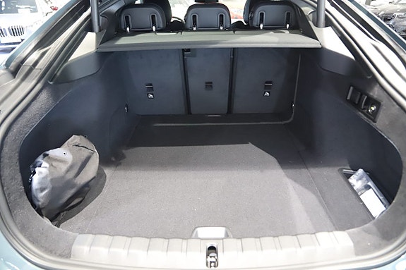 BMW i4 18 of 20