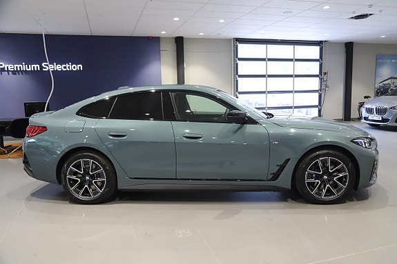 BMW i4 14 of 20