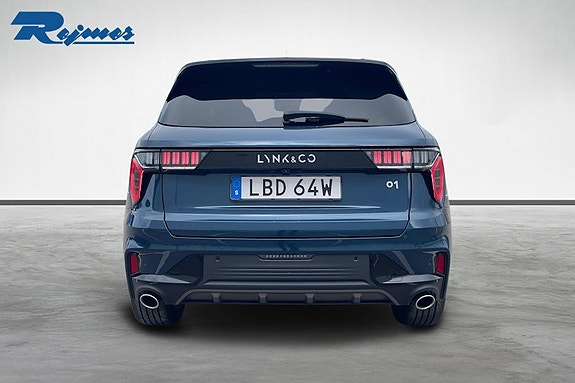 Lynk & Co 01 8 of 26