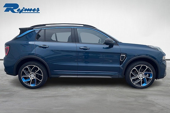 Lynk & Co 01 6 of 26
