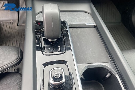 Volvo XC60 15 of 23