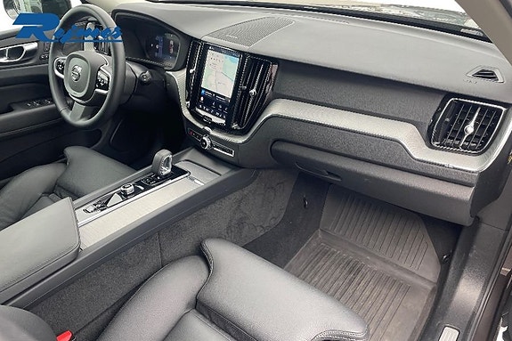 Volvo XC60 9 of 23
