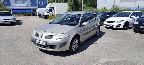 Renault Megane 2 of 5