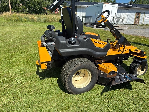 Åkgräsklippare  Cub Cadet Tank SZ 5 of 6