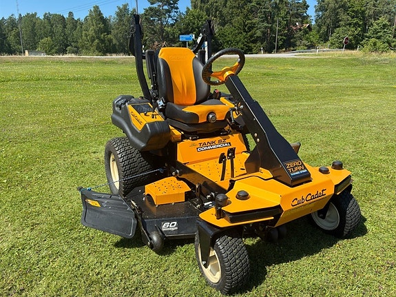 Åkgräsklippare  Cub Cadet Tank SZ 3 of 6