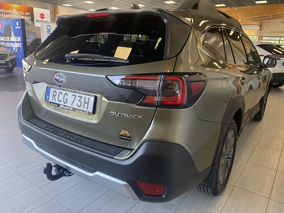 Subaru Outback 4 of 5