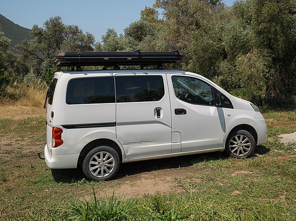 Nissan NV200 3 of 15