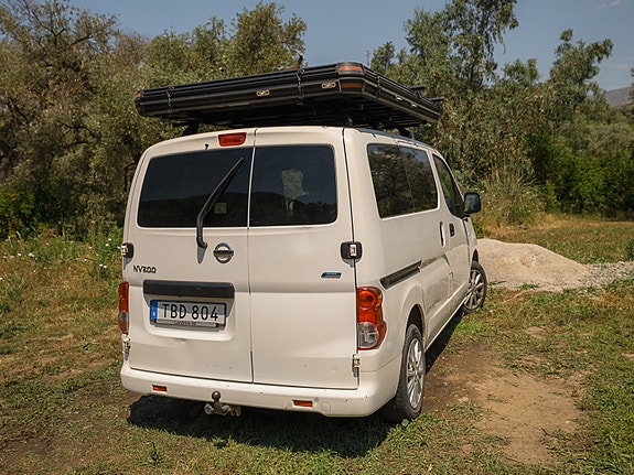 Nissan NV200 4 of 15