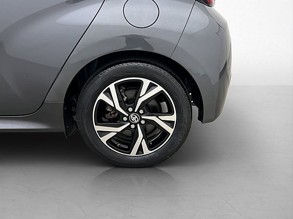 Toyota Yaris 29 of 30