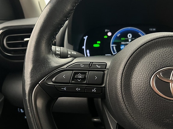 Toyota Yaris 17 of 30