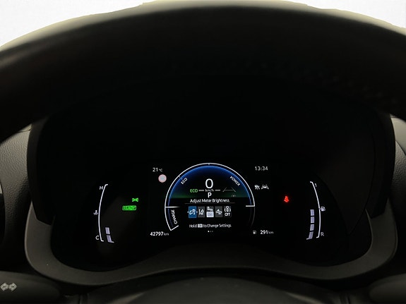 Toyota Yaris 18 of 30